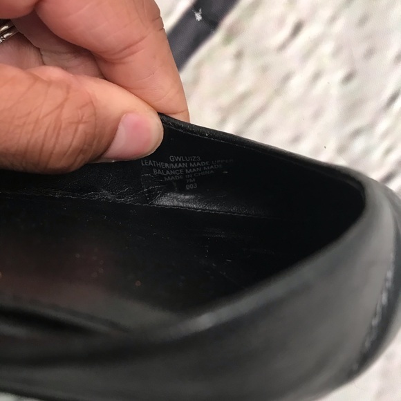 Guess leather pointed toe flats - Picture 7 of 7